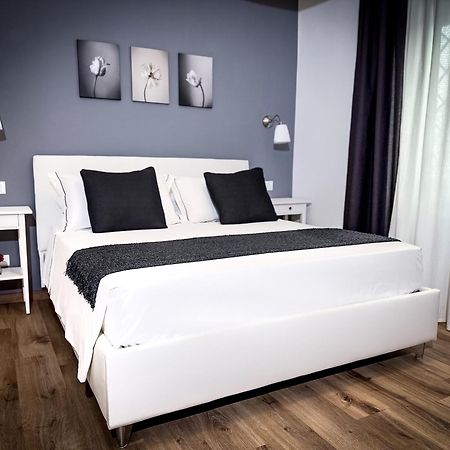 Da Rossella Apartment โรม ภายนอก รูปภาพ